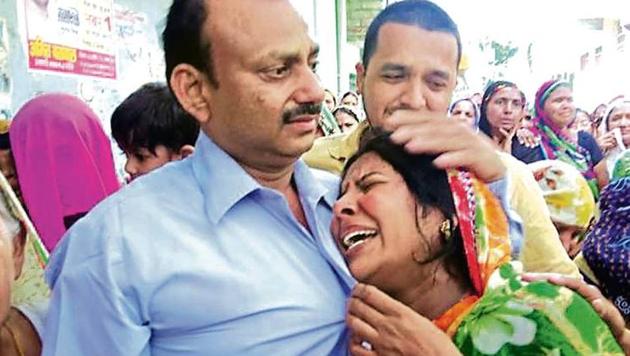 Umesh’s death has left his family devoid of a breadwinner.(HT Photo) Umesh’s death has left his family devoid of a breadwinner.(HT Photo)