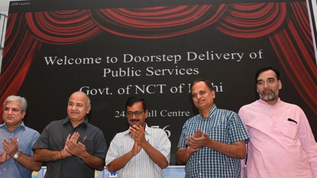 Residents of Delhi will now get 40 government services, including driving licence and marriage registration certificate, home-delivered, with chief minister Arvind Kejriwal launching the doorstep delivery of public services, which he said is a “revolutionary change in governance.” Kejriwal said 30 more services will be included in the project in the next one month and the number will rise to 100 in two-three months. (Arvind Yadav / HT Photo) Residents of Delhi will now get 40 government services, including driving licence and marriage registration certificate, home-delivered, with chief minister Arvind Kejriwal launching the doorstep delivery of public services, which he said is a “revolutionary change in governance.” Kejriwal said 30 more services will be included in the project in the next one month and the number will rise to 100 in two-three months. (Arvind Yadav / HT Photo)