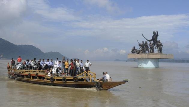 The statue of Ahom general Lachit Borphukan who defeated the Mughals in the Battle of Saraighat, on the river Brahmaputra in Guwahati. Even before it became part of independent India, Assam was a meeting ground of dynasties, tribes, traders, immigrants. It was also a place where Bengalis of all faiths learnt to pull together, watchful of the other yet cordial. Both were accepted by the Assamese as part of Assam, till, as they say, “they couldn’t”. (Samir Jana / HT Photo) The statue of Ahom general Lachit Borphukan who defeated the Mughals in the Battle of Saraighat, on the river Brahmaputra in Guwahati. Even before it became part of independent India, Assam was a meeting ground of dynasties, tribes, traders, immigrants. It was also a place where Bengalis of all faiths learnt to pull together, watchful of the other yet cordial. Both were accepted by the Assamese as part of Assam, till, as they say, “they couldn’t”. (Samir Jana / HT Photo)