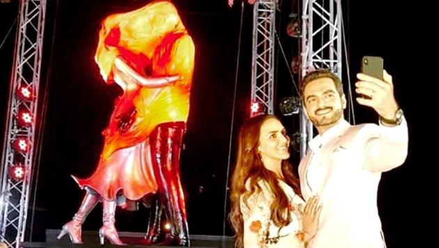 Esha Deol and husband Bharat Takhtani unveil a Kasautii Zindagii Kay 2 statue in Mumbai. (Instagram)