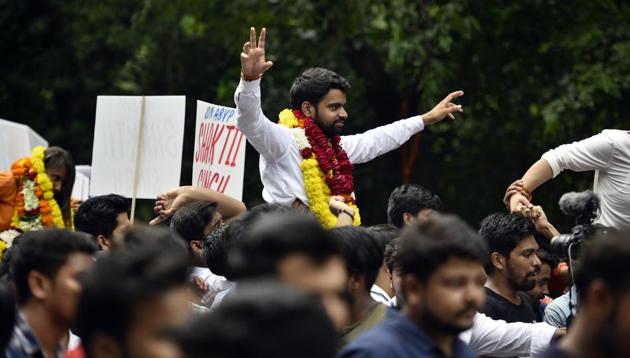 ABVP activists campaign ahead of Delhi University students’ union elections. (Amal KS /HT Photo) ABVP activists campaign ahead of Delhi University students’ union elections. (Amal KS /HT Photo)
