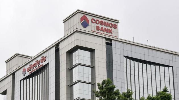 Accused withdrew Rs 89. 47 lakh within seven hours from seven banks using 95 cloned debit cards of Cosmos Bank, the SIT told a Pune local court on Tuesday. (HT PHOTO) Accused withdrew Rs 89. 47 lakh within seven hours from seven banks using 95 cloned debit cards of Cosmos Bank, the SIT told a Pune local court on Tuesday. (HT PHOTO)