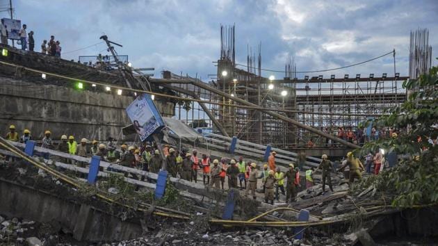 Kolkata Bridge Collapse Find The Latest News Photos Videos On Kolkata Bridge Collapse Hindustan Times