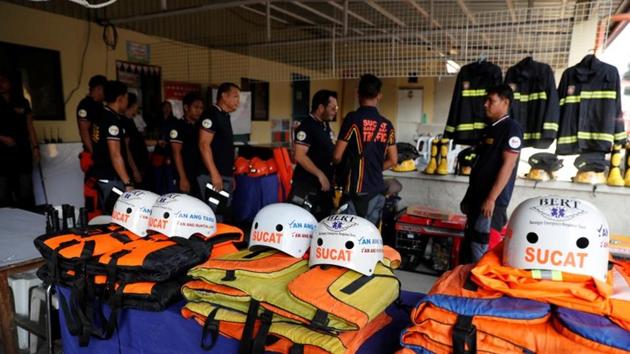 Rescuers ready their gear before Super Typhoon Mangkhut hits the main island of Luzon, in Muntinlupa, Metro Manila, in Philippines, September 13, 2018. (REUTERS) Rescuers ready their gear before Super Typhoon Mangkhut hits the main island of Luzon, in Muntinlupa, Metro Manila, in Philippines, September 13, 2018. (REUTERS)