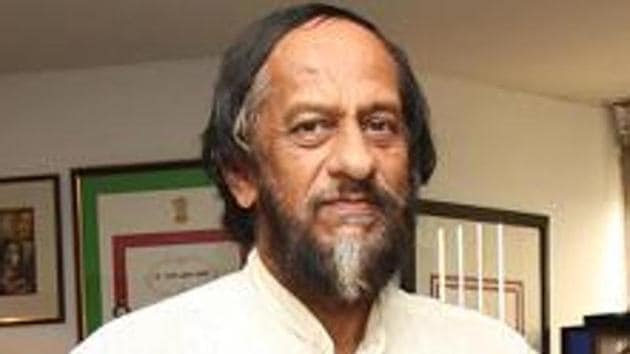 RK Pachauri in his office at India Habitat Centre in New Delhi.(HT File Photo)