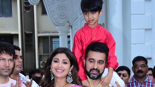 Shilpa Shetty Kundra, her husband Raj and son, Viaan during the Ganesh visarjan function in Mumbai.(Viral Bhayani)