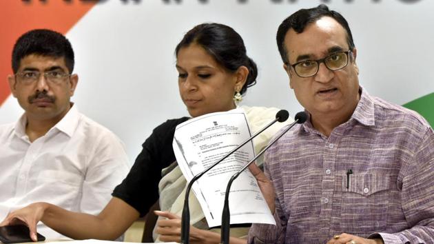 Delhi Congress chief Ajay Maken on Friday alleged that the Electronic Voting Machines (EVMs) used in the Delhi University Students’ Union elections were ‘tampered with’ and demanded re-elections using paper ballots. (Sushil Kumar/HT Photo) Delhi Congress chief Ajay Maken on Friday alleged that the Electronic Voting Machines (EVMs) used in the Delhi University Students’ Union elections were ‘tampered with’ and demanded re-elections using paper ballots. (Sushil Kumar/HT Photo)