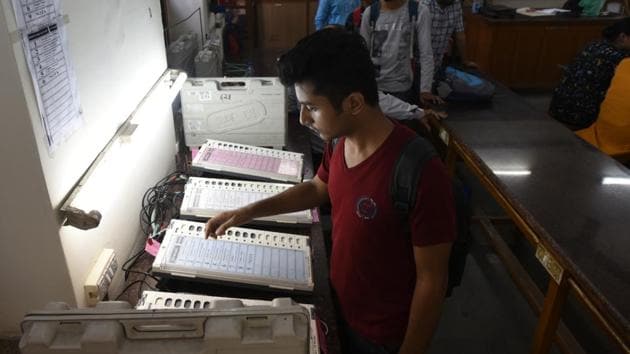 The Election Commission has asserted that EVMs for the DUSU polls were procured from Electronics Corporation of India Limited.(Sushil Kumar/HT PHOTO)