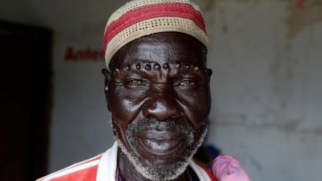 A man waits at a medical clinic in Wau Shilluk. Malakal has been site of numerous battles between government SPLA-forces and rebel groups. It has changed hands many times and has been almost completely destroyed in the process. (Baz Ratner / REUTERS) A man waits at a medical clinic in Wau Shilluk. Malakal has been site of numerous battles between government SPLA-forces and rebel groups. It has changed hands many times and has been almost completely destroyed in the process. (Baz Ratner / REUTERS)