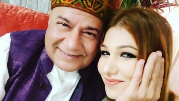 Anup Jalota and Jasleen Matharu are entering Bigg Boss 12 house together.