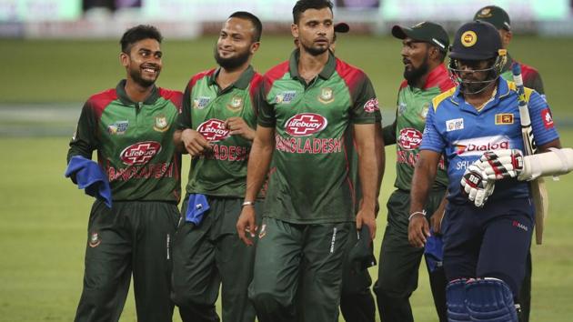 Sri Lanka's Lasith Malinga, right, leaves the field with Bangladesh players at the end of one day international cricket match of Asia Cup between Sri Lanka and Bangladesh. (AP) Sri Lanka's Lasith Malinga, right, leaves the field with Bangladesh players at the end of one day international cricket match of Asia Cup between Sri Lanka and Bangladesh. (AP)