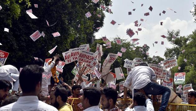 New Delhi, India - Sept. 6, 2017: The NSUI student campaign for the DUSU Election 2017 at Delhi University,North Campus in New Delhi, India, on Wednesday, September 6, 2017. (Photo by Sushil Kumar/ Hindustan Times) (Sushil Kumar/HT PHOTO) New Delhi, India - Sept. 6, 2017: The NSUI student campaign for the DUSU Election 2017 at Delhi University,North Campus in New Delhi, India, on Wednesday, September 6, 2017. (Photo by Sushil Kumar/ Hindustan Times) (Sushil Kumar/HT PHOTO)