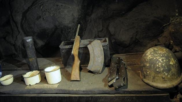 Old arms and ammunition on display at Museum of Memories. Abeer Gupta, director, Krishnakriti Foundation, said that in the last 10 years he has seen many local families investing in family museums while resisting offers from collectors to buy their family heirlooms. However, running  a museum is an expensive affair and  lack of funds from the government has made it difficult for these community based museums to survive. (Waseem Andrabi / HT Photo) 