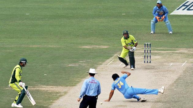 The much-awaited clash between arch-rivals India and Pakistan is set to take place at the Dubai International Cricket Stadium in Dubai on Wednesday. While India’s stand-in skipper Rohit Sharma has said that the team is ready for the challenge, Pakistan skipper Sarfraz Ahmed believes that his boys need to bring out their best game against the arch-rivals. (Arif Ali / AFP File) The much-awaited clash between arch-rivals India and Pakistan is set to take place at the Dubai International Cricket Stadium in Dubai on Wednesday. While India’s stand-in skipper Rohit Sharma has said that the team is ready for the challenge, Pakistan skipper Sarfraz Ahmed believes that his boys need to bring out their best game against the arch-rivals. (Arif Ali / AFP File)
