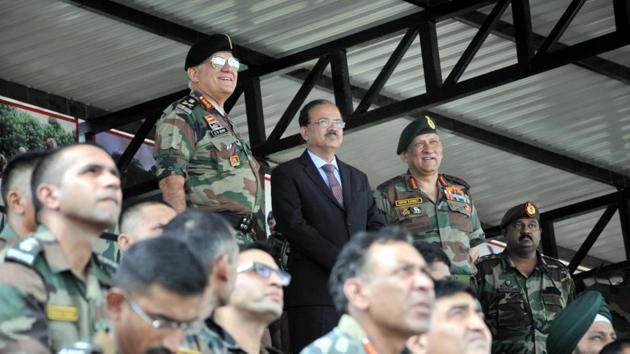 Minister of state for defence, Subhash Bhamre(centre), Lt Gen DR Soni, army commandar, souther command (left) and General Bipin Rawat, army chief, at Bimstec Milex 2018 in Pune. (HT photo) 