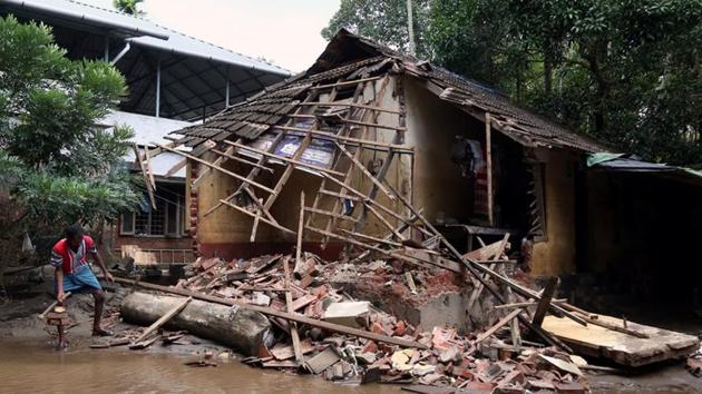The rains and subsequent floods, said to be the worst in the last 100 years, had claimed 493 lives since May 29, besides leaving a trail of destruction that saw nearly 14 lakh people displaced from their homes.(Reuters File Photo)