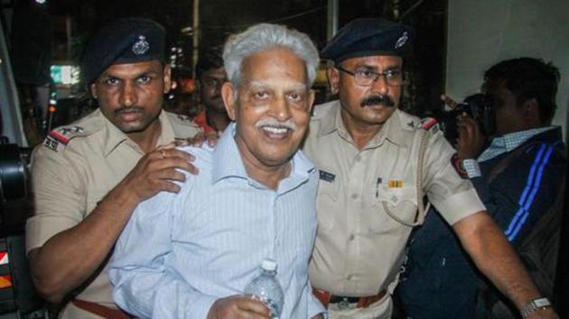 Pune: Revolutionary writer P Varavara Rao, arrested in connection with the Bhima Koregaon case, being produced at a court in Pune on Wednesday, Aug 29, 2018.(PTI)