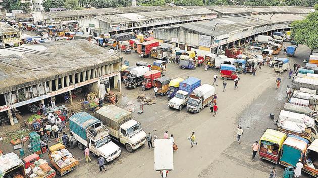 According to PMRDA officials, they are working on the proposal received from the APMC. As of now availability of land near Pune-Solapur road and Paud road is under consideration, said Gitte. (Rahul Raut/HT PHOTO) According to PMRDA officials, they are working on the proposal received from the APMC. As of now availability of land near Pune-Solapur road and Paud road is under consideration, said Gitte. (Rahul Raut/HT PHOTO)
