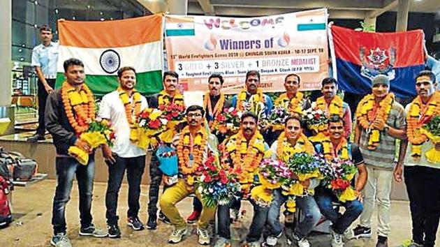 The Mumbai firemen’s team that won seven medals for the Indian contingent at the 13th World Firefighters Games.(HT PHOTO)