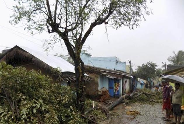 The MeT department upgraded cyclone Titli to ‘very severe cyclonic storm’ on October 10 and it is expected to make a landfall on October 11 in Odisha and adjoining north Andhra Pradesh coasts between Gopalpur and Kalingapatnam.(HT File Photo)