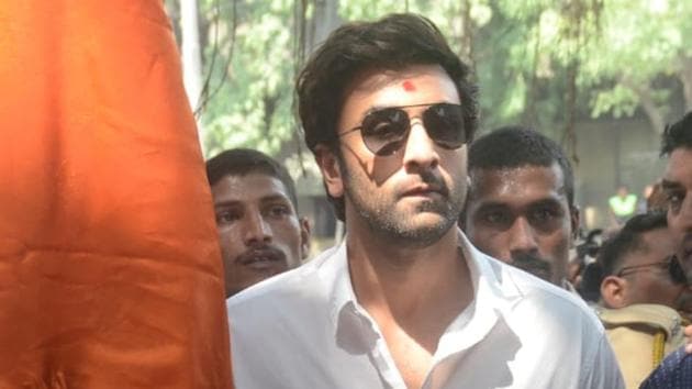 Ranbir Kapoor conducts the Ganpati Visarjan ceremony at the RK Studio.(Viral Bhayani)