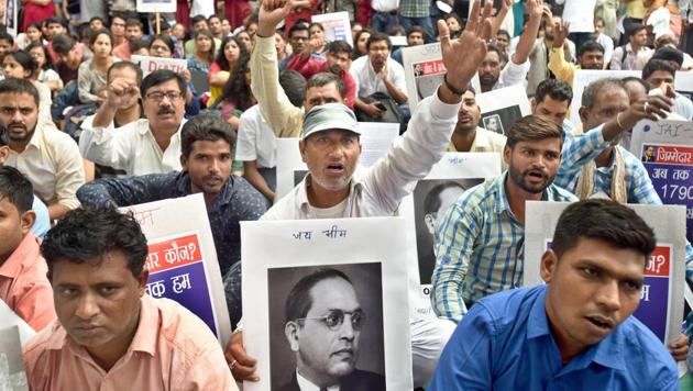 About 1,800 sewer cleaners have asphyxiated to death in the last decade, says the Safai Karamchari Andolan (SKA), a group that is campaigning to eliminate the practice. (Sushil Kumar/HT Photo) About 1,800 sewer cleaners have asphyxiated to death in the last decade, says the Safai Karamchari Andolan (SKA), a group that is campaigning to eliminate the practice. (Sushil Kumar/HT Photo)