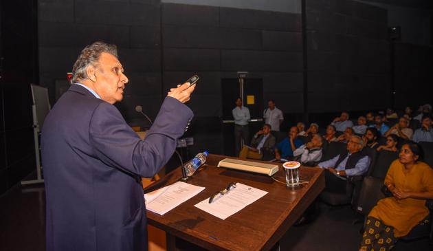 Sukhdeo Thorat speaks about Dalits in India at Sumant Moolgaokar hall, MCCIA, SB road organised by PIC in Pune, India, on Wednesday, September 26, 2018.(SANKET WANKHADE/HT PHOTO)