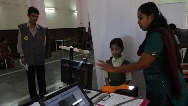Disagreements over Aadhaar data security and its implications for privacy continue. Whether Aadhaar is fully secure or fundamentally flawed depends on where one stands.(HT File Photo)