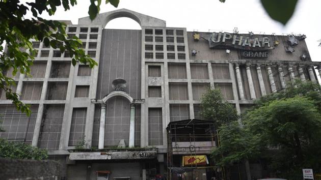 Uphaar cinema, in the heart of south Delhi’s Green Park, had its last show on the evening of Friday, the 13th, in June 1997. That evening, a fire broke out in the transformer on the basement, spread to cars parked nearby and trapped over 150 movie-goers onthe first and second floors. Unable to escape, 59 perished in the fire. Over a hundred were injured. (Sanchit Khanna / HT Archive) Uphaar cinema, in the heart of south Delhi’s Green Park, had its last show on the evening of Friday, the 13th, in June 1997. That evening, a fire broke out in the transformer on the basement, spread to cars parked nearby and trapped over 150 movie-goers onthe first and second floors. Unable to escape, 59 perished in the fire. Over a hundred were injured. (Sanchit Khanna / HT Archive)