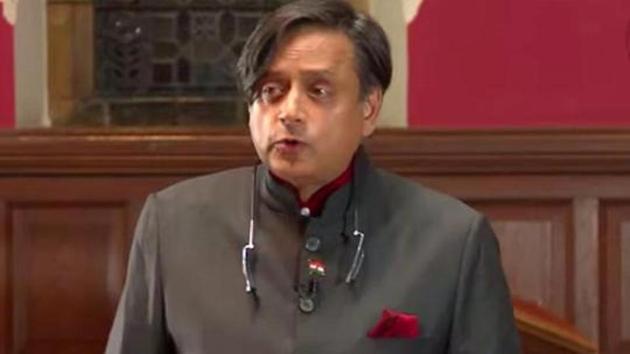 Shashi Tharoor delivers his speech at the Oxford Union debate.(File Photo)