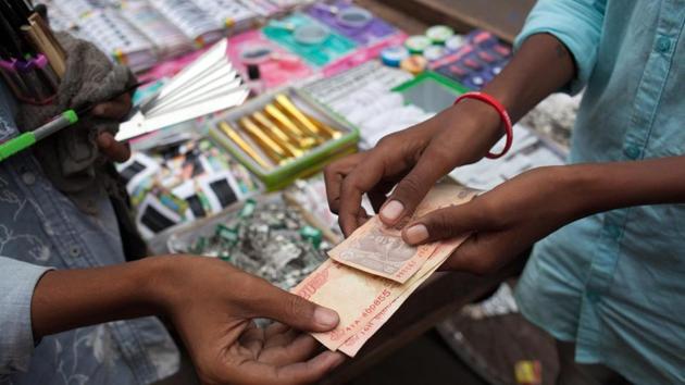 India is lower down on the list of risky economies, behind countries like Argentina and Turkey.(Bloomberg) India is lower down on the list of risky economies, behind countries like Argentina and Turkey.(Bloomberg)
