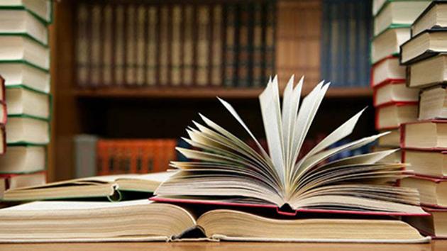 The entry for the book fair would be free with minimum of 10% discount on every book available at the fair. (Representative image) The entry for the book fair would be free with minimum of 10% discount on every book available at the fair. (Representative image)