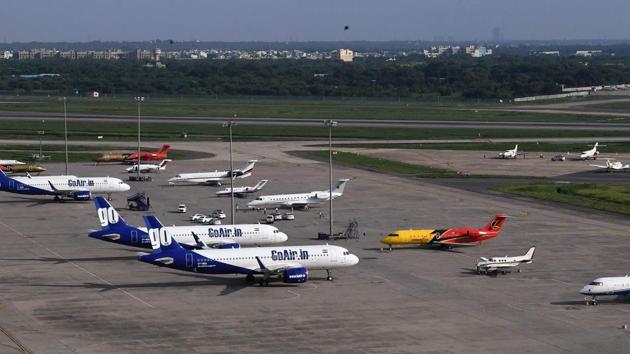 India said on Wednesday it is raising import tariffs on 19 “non-essential items,” including aviation turbine fuel, marking a further tilt toward protectionism as it tries to reduce its widening current account deficit and tackle a sharp slide in the rupee.(AFP)