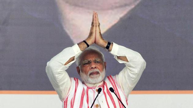 Prime Minister Narendra Modi has been awarded with the UN’s highest environmental honour, bestowed upon five other individuals and organisations, for his leadership of the International Solar Alliance and pledge to eliminate single use plastic in India by 2022. Six of the world’s most outstanding environmental changemakers have been recognised with the Champions of the Earth Award. (Parwaz Khan / HT File) Prime Minister Narendra Modi has been awarded with the UN’s highest environmental honour, bestowed upon five other individuals and organisations, for his leadership of the International Solar Alliance and pledge to eliminate single use plastic in India by 2022. Six of the world’s most outstanding environmental changemakers have been recognised with the Champions of the Earth Award. (Parwaz Khan / HT File)