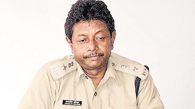 File photo of Amarjit Balihar who was killed along with five other police personnel when Maoists ambushed their police convoy in Dumka’s Kathikund area in 2013. (HT File Photo) File photo of Amarjit Balihar who was killed along with five other police personnel when Maoists ambushed their police convoy in Dumka’s Kathikund area in 2013. (HT File Photo)