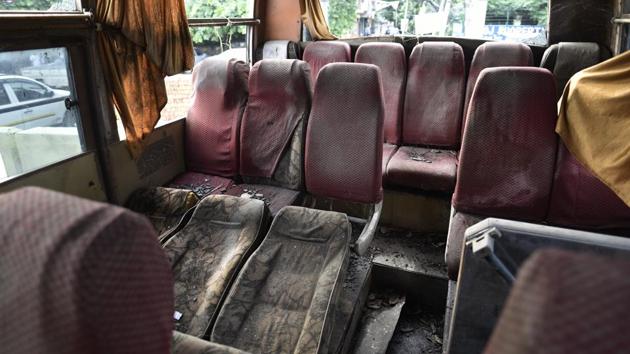 In April 2018, the Supreme Court had ordered the Delhi Police to get rid of all junk vehicles lying at police stations. After a gap of six years, the notorious white bus took the same route it did that December night. Although this time, it had to be towed by a crane and secretly transferred to a location in west Delhi. (Sanchit Khanna / HT Archive) In April 2018, the Supreme Court had ordered the Delhi Police to get rid of all junk vehicles lying at police stations. After a gap of six years, the notorious white bus took the same route it did that December night. Although this time, it had to be towed by a crane and secretly transferred to a location in west Delhi. (Sanchit Khanna / HT Archive)