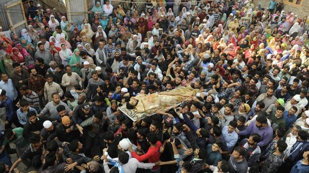 Villagers carry the body of Mohammad Saleem Malik, a civilian, during his funeral, at Noorbagh in Srinagar. Five persons, including three militants, were killed in three separate incidents in the Kashmir Valley on Thursday. A commander of the Lashkar-e-Taiba (LeT) outfit, Asif Malik alias Abu Ukasha, was killed and as news of his killing spread, a spontaneous shutdown in Anantnag followed. (Waseem Andrabi / HT Photo) Villagers carry the body of Mohammad Saleem Malik, a civilian, during his funeral, at Noorbagh in Srinagar. Five persons, including three militants, were killed in three separate incidents in the Kashmir Valley on Thursday. A commander of the Lashkar-e-Taiba (LeT) outfit, Asif Malik alias Abu Ukasha, was killed and as news of his killing spread, a spontaneous shutdown in Anantnag followed. (Waseem Andrabi / HT Photo)