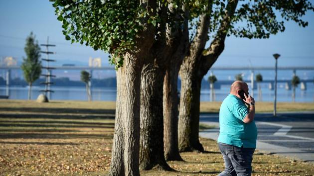 Earlier this month, the World Health Organization warned that obesity and the growing proportion of people who are overweight risked reversing the general trend of rising life expectancy in Europe. In Spain, the topic regularly comes up. Pineiro said that it’s not at all easy to convince adults but he is hopeful that children will catch on. (Miguel Riopa / AFP) Earlier this month, the World Health Organization warned that obesity and the growing proportion of people who are overweight risked reversing the general trend of rising life expectancy in Europe. In Spain, the topic regularly comes up. Pineiro said that it’s not at all easy to convince adults but he is hopeful that children will catch on. (Miguel Riopa / AFP)
