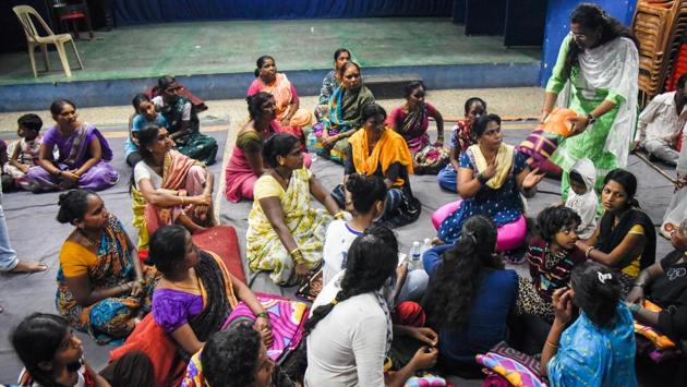 Authorities shifted the affected families to Sane Guruji Smarak on Thursday. (SANKET WANKHADE/HT PHOTO) Authorities shifted the affected families to Sane Guruji Smarak on Thursday. (SANKET WANKHADE/HT PHOTO)