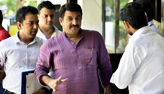 Delhi BJP chief Manoj Tiwari had earlier justified breaking the sealed lock at a house in Delhi, questioning why only one house was sealed by officials if there were 1,000. (Amal KS/HT File Photo) Delhi BJP chief Manoj Tiwari had earlier justified breaking the sealed lock at a house in Delhi, questioning why only one house was sealed by officials if there were 1,000. (Amal KS/HT File Photo)