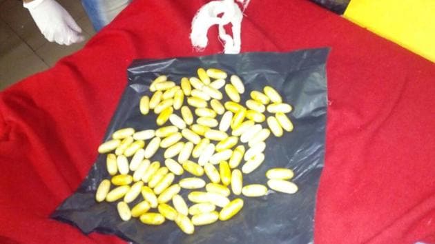 Cocaine capsules. The Uttarakhand police has formed a 3-tier anti-drug task force to crack down on drug traffickers in the state. (Photo used for representational purpose only)(HT File Photo)