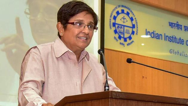 AIADMK MLA A Anbalagan claimed he had been insulted and slammed Kiran Bedi.(PTI File Photo) AIADMK MLA A Anbalagan claimed he had been insulted and slammed Kiran Bedi.(PTI File Photo)