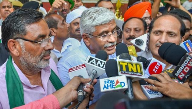 Farmer leaders under the banner of Bharatiya Kisan Union's address the media after a meeting with Home Minister Rajnath Singh at his residence, in New Delhi, Tuesday, Oct 2, 2018.(PTI)