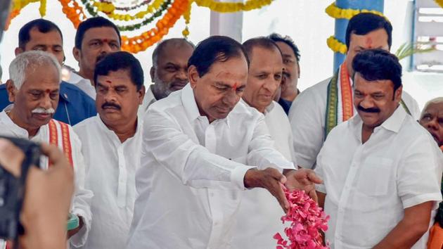 Telangana caretaker Chief Minister K Chandrashekhar Rao pays floral tribute to Mahatma Gandhi in Hyderabad on October 2.(PTI)