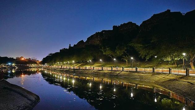 The Purana Qila lake in New Delhi redeveloped by NBCC will soon be opened for public.(Sanchit Khanna / HT Photo)