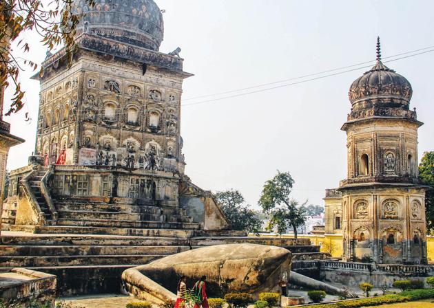 The 200-year-old Frog Temple at Oel between Dudhwa and Lucknow (Kalpana Sunder) The 200-year-old Frog Temple at Oel between Dudhwa and Lucknow (Kalpana Sunder)