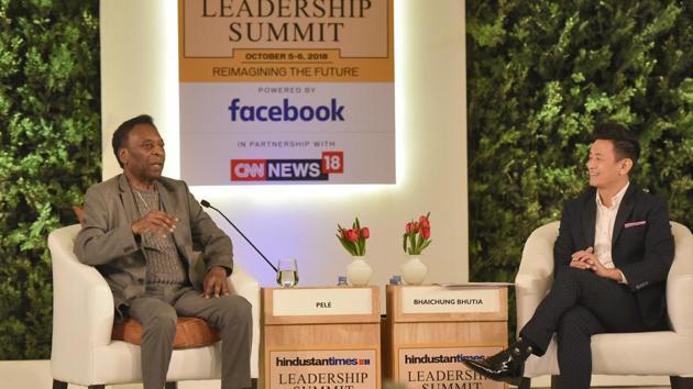 “I think my father was a bit jealous of my first coach Waldemar de Brito. de Brito discovered me and helped me enormously. I thank god for putting de Brito in my life”, Football legend Pele said in conversation with Baichung Bhutia. Pele also recalled being surprised when called for the 1958 World Cup in Sweden where he became the youngest player to play in, score and win a World Cup final. (Burhaan Kinu / HT Photo)