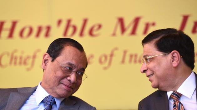 Chief Justice of India Justice Dipak Misra (R) with Chief Justice of India (Designate) Justice Ranjan Gogoi (L) during the farewell function for Justice Misra, at the premises of the Supreme Court, in New Delhi on October 1, 2018. (Arvind Yadav / HT Photo) Chief Justice of India Justice Dipak Misra (R) with Chief Justice of India (Designate) Justice Ranjan Gogoi (L) during the farewell function for Justice Misra, at the premises of the Supreme Court, in New Delhi on October 1, 2018. (Arvind Yadav / HT Photo)