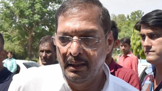 Actor Nana Patekar leaving Jodhpur where he was shooting for upcoming film, Housefull 4.(IANS)