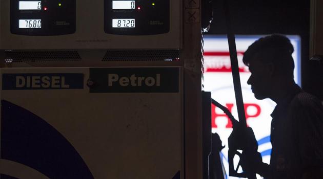 Petrol and diesel prices were cut by a minimum of Rs 2.50 on October 5 when the government’s only second cut in excise duty of Rs 1.50 per litre and state-owned fuel retailers providing a Re 1 per litre subsidy came into effect. (Pratik Chorge/HT Photo) Petrol and diesel prices were cut by a minimum of Rs 2.50 on October 5 when the government’s only second cut in excise duty of Rs 1.50 per litre and state-owned fuel retailers providing a Re 1 per litre subsidy came into effect. (Pratik Chorge/HT Photo)